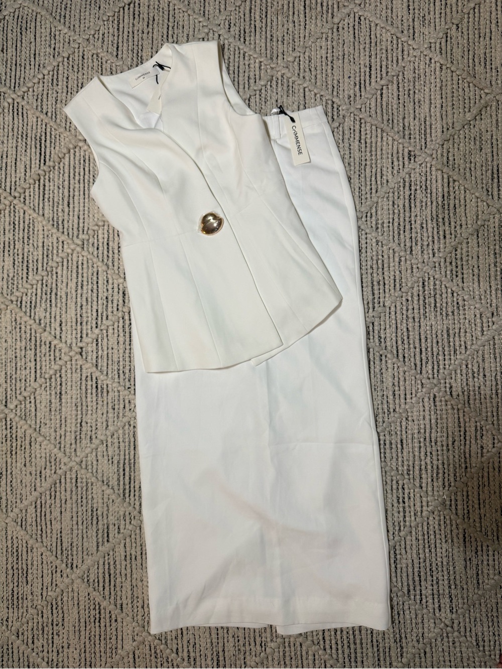 Commense White Sleeveless Peplum Top and Pencil Skirt Set